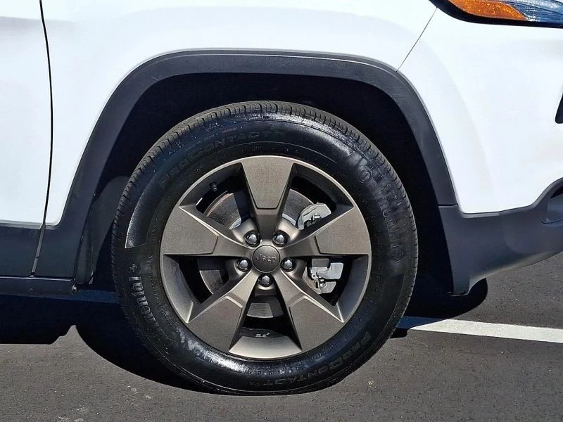 2016 Jeep KL Cherokee - Image 8 of 12