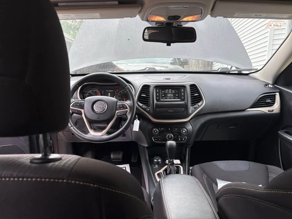 2016 Jeep KL Cherokee - Image 4 of 9