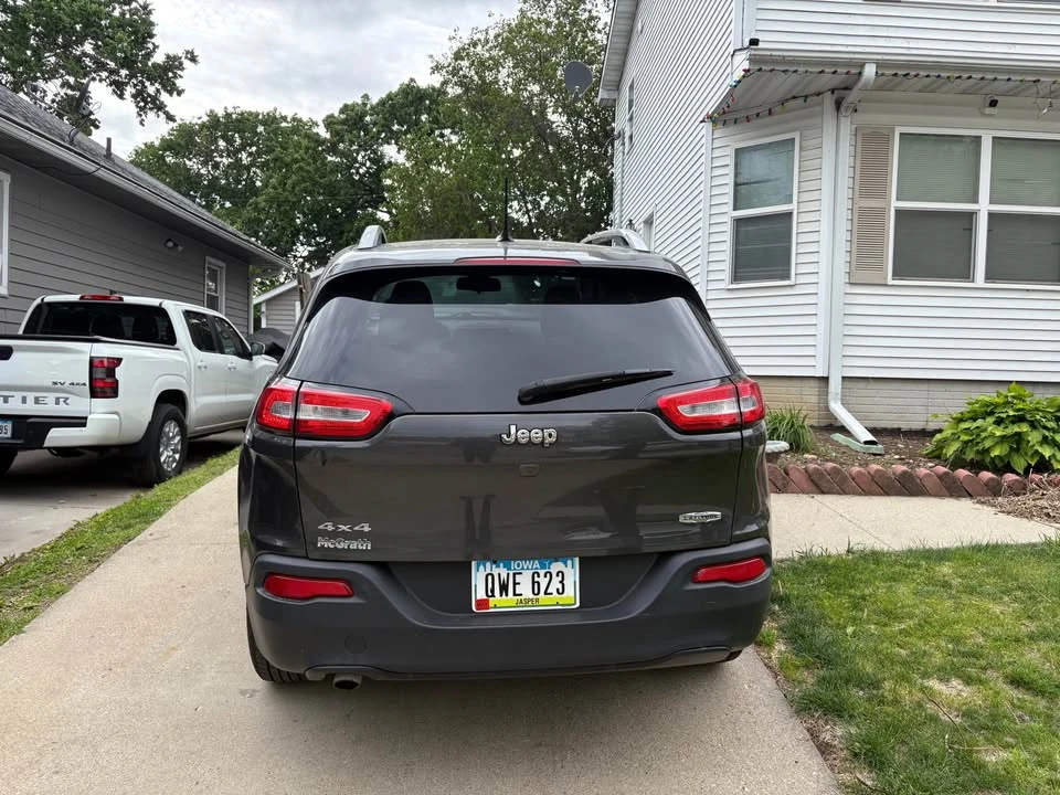 2016 Jeep KL Cherokee - Image 8 of 9