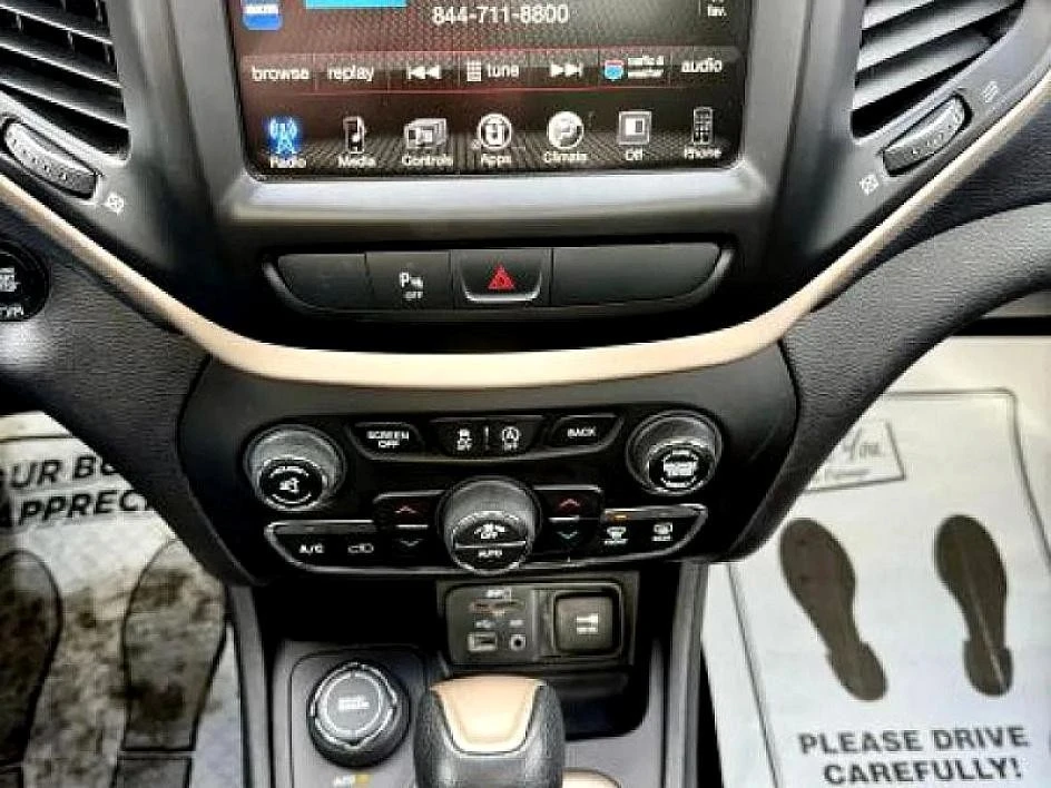 2016 Jeep KL Cherokee - Image 13 of 21
