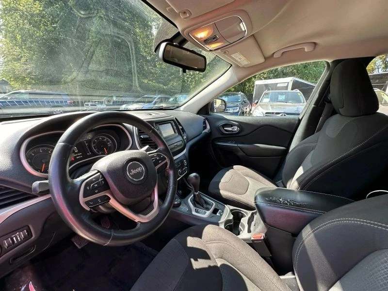 2016 Jeep KL Cherokee - Image 11 of 12