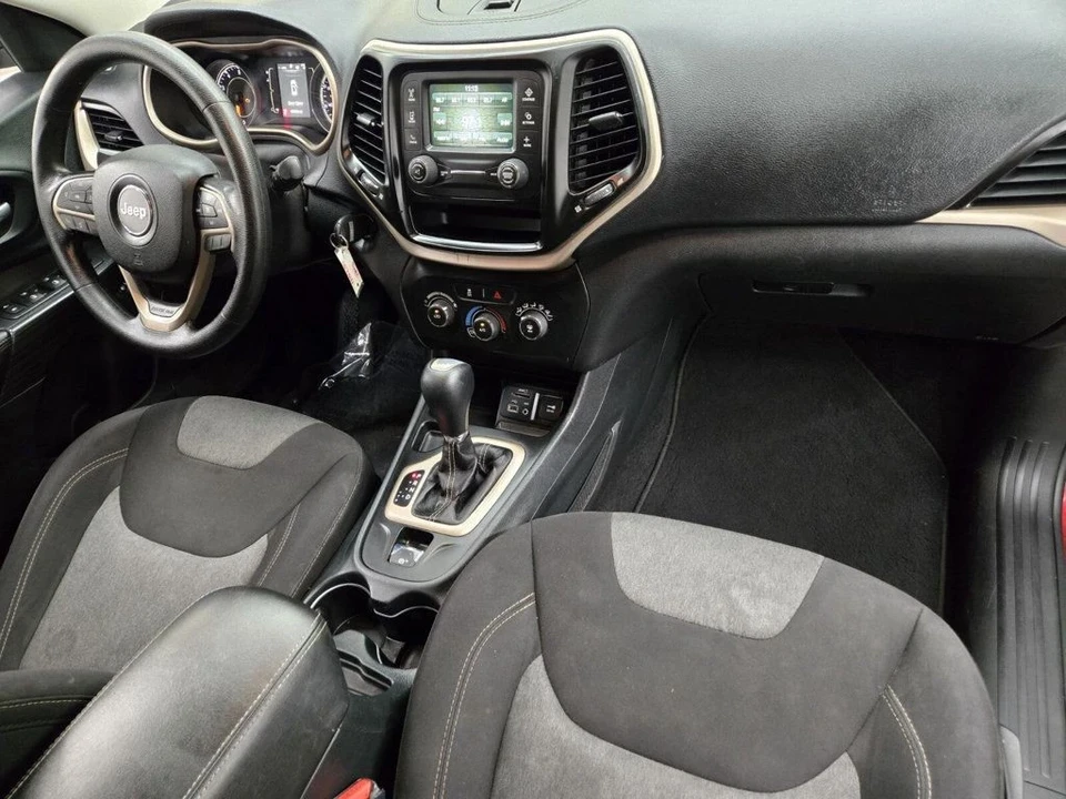 2016 Jeep KL Cherokee - Image 11 of 12