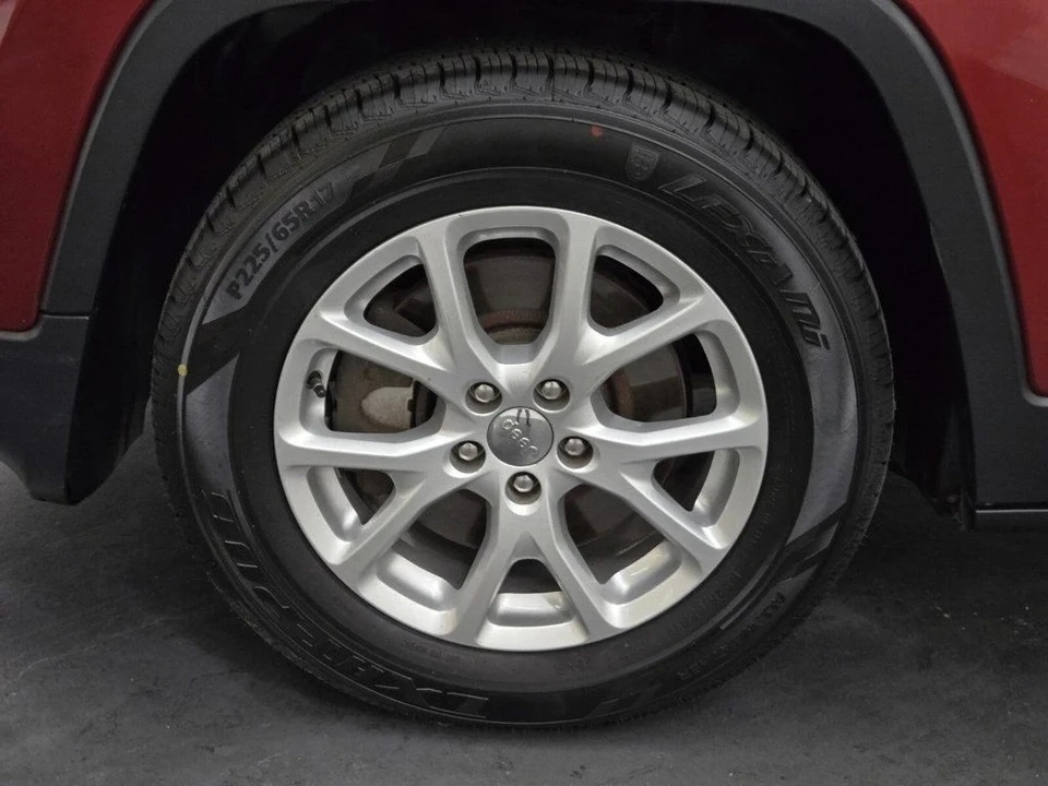 2016 Jeep KL Cherokee - Image 3 of 12