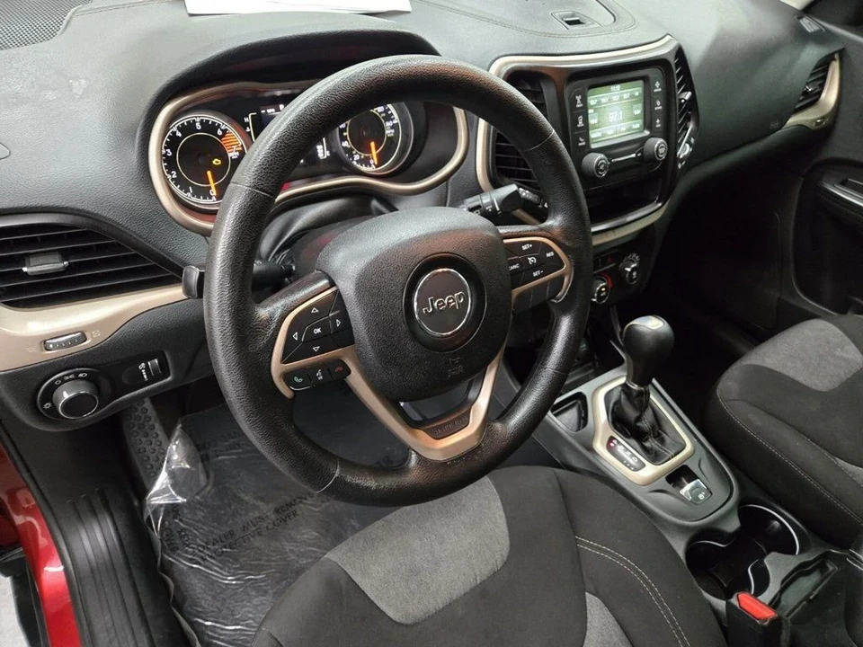 2016 Jeep KL Cherokee - Image 5 of 12
