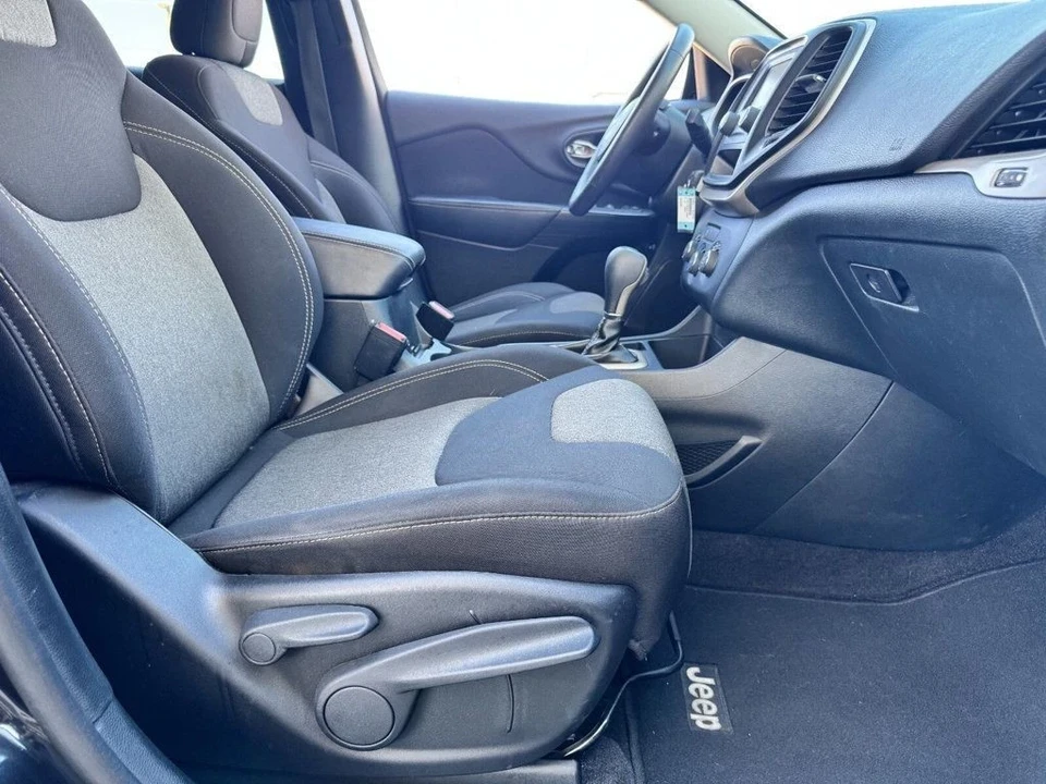 2016 Jeep KL Cherokee - Image 12 of 12