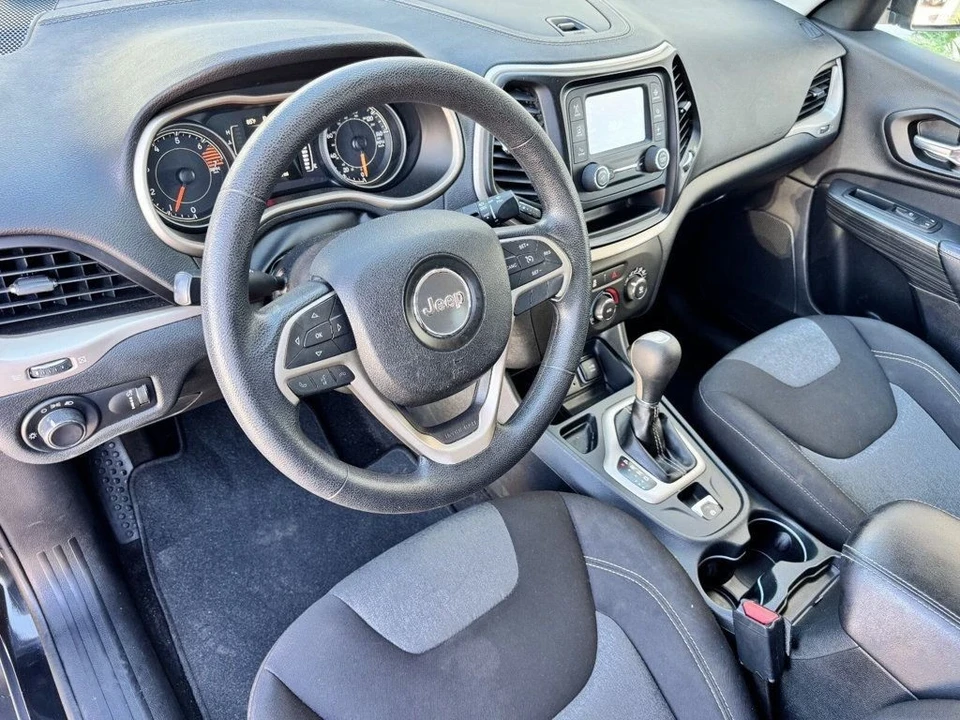 2016 Jeep KL Cherokee - Image 7 of 12