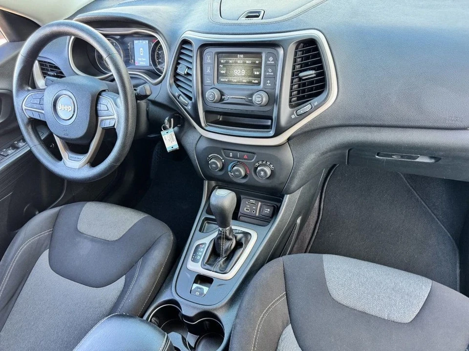2016 Jeep KL Cherokee - Image 13 of 21