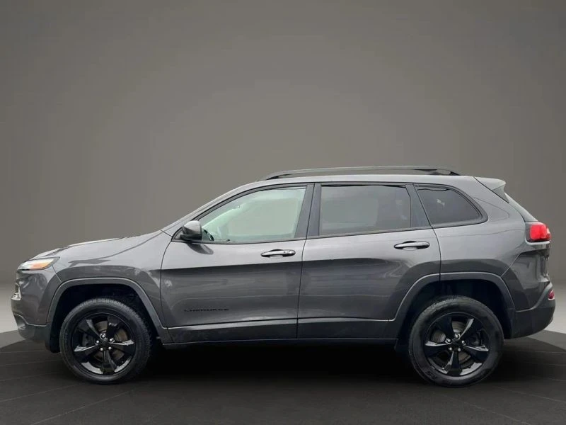 2016 Jeep KL Cherokee - Image 8 of 12