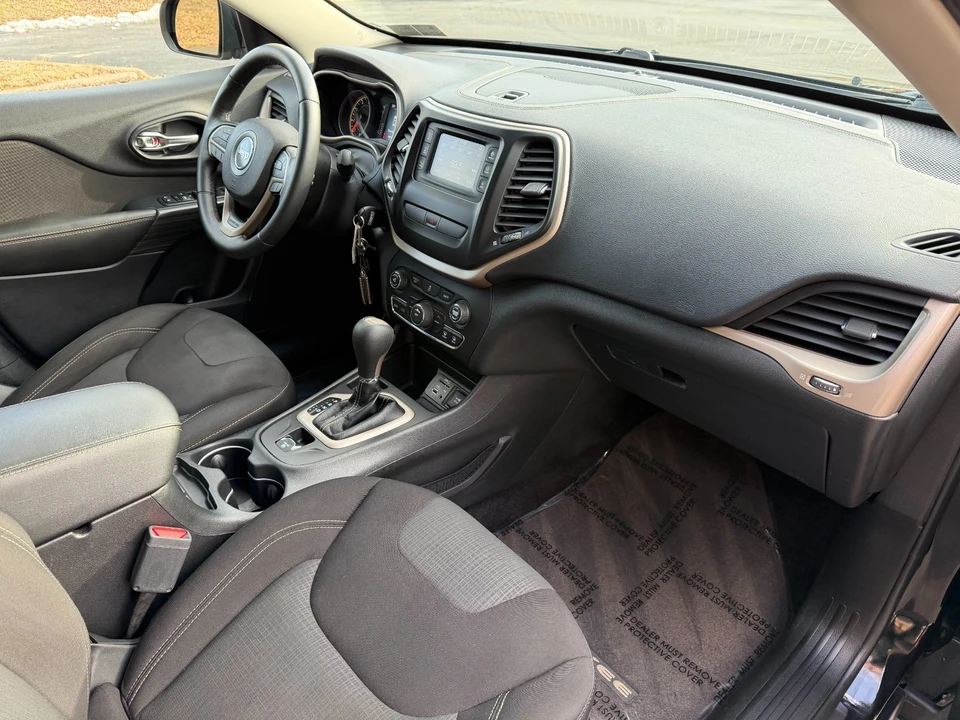 2016 Jeep KL Cherokee - Image 13 of 21