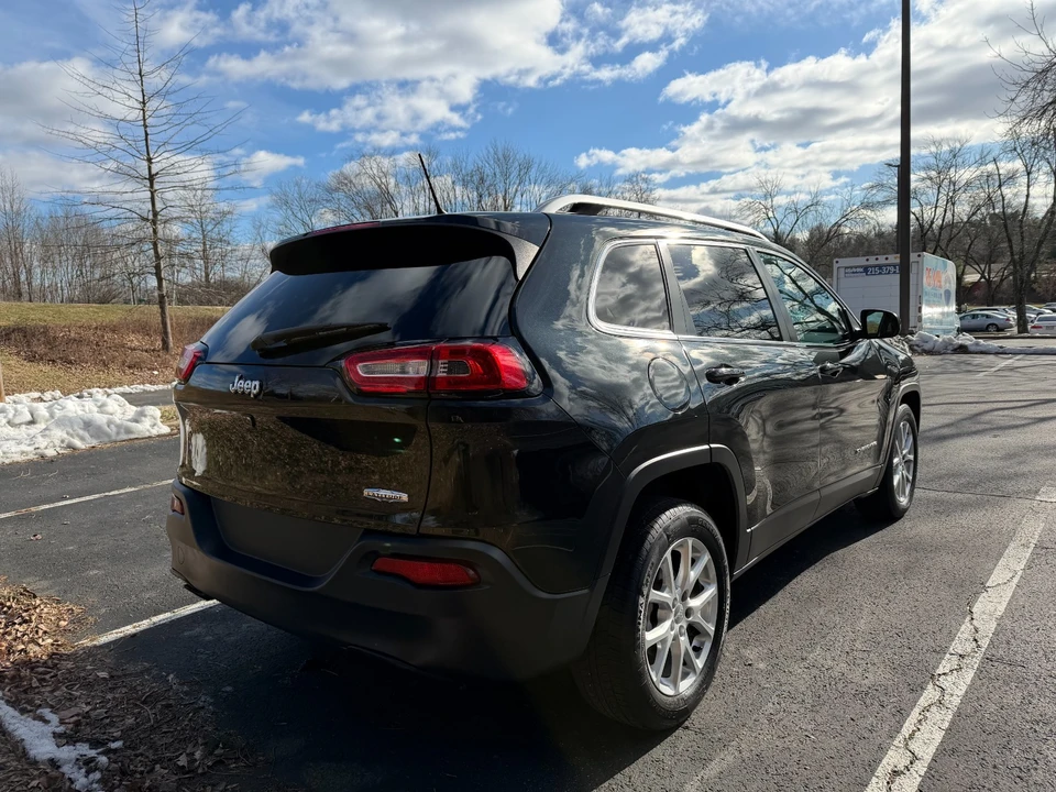 2016 Jeep KL Cherokee - Image 5 of 21