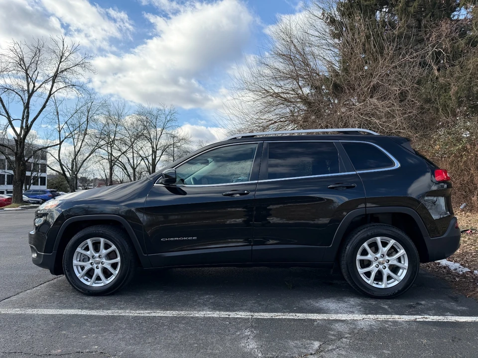 2016 Jeep KL Cherokee - Image 8 of 21