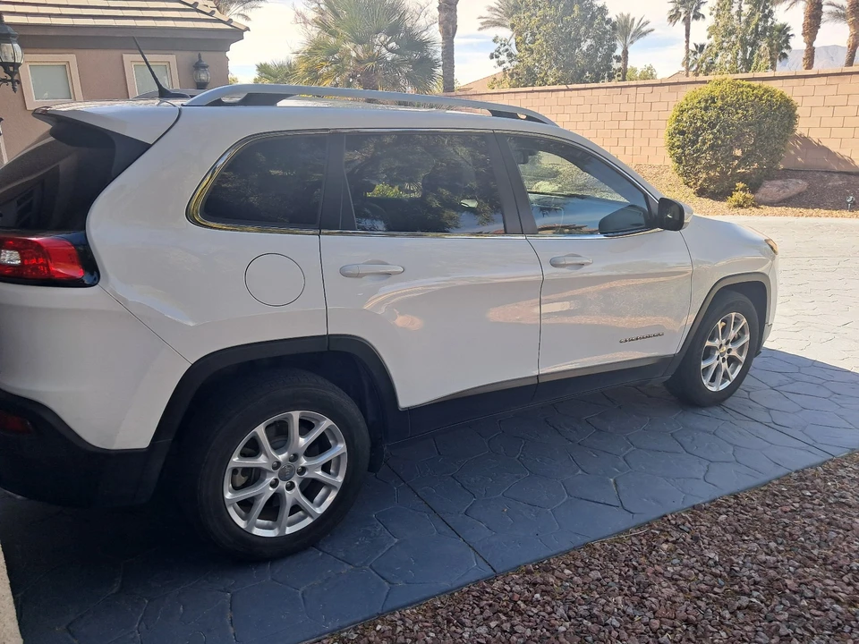 2016 Jeep KL Cherokee - Image 3 of 6
