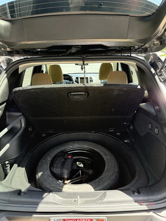 2016 Jeep KL Cherokee - Image 20 of 22