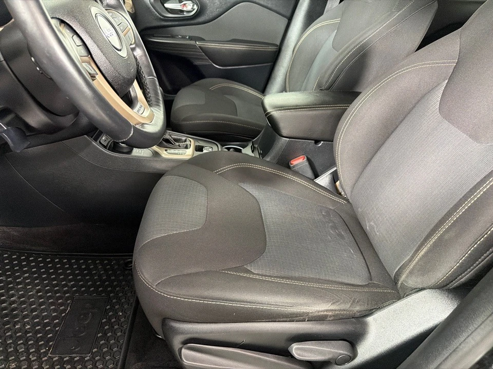 2016 Jeep KL Cherokee - Image 12 of 27