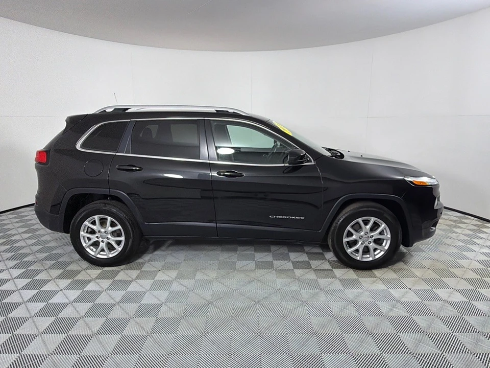 2016 Jeep KL Cherokee - Image 4 of 27
