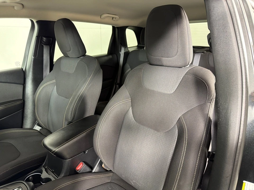 2016 Jeep KL Cherokee - Image 13 of 27