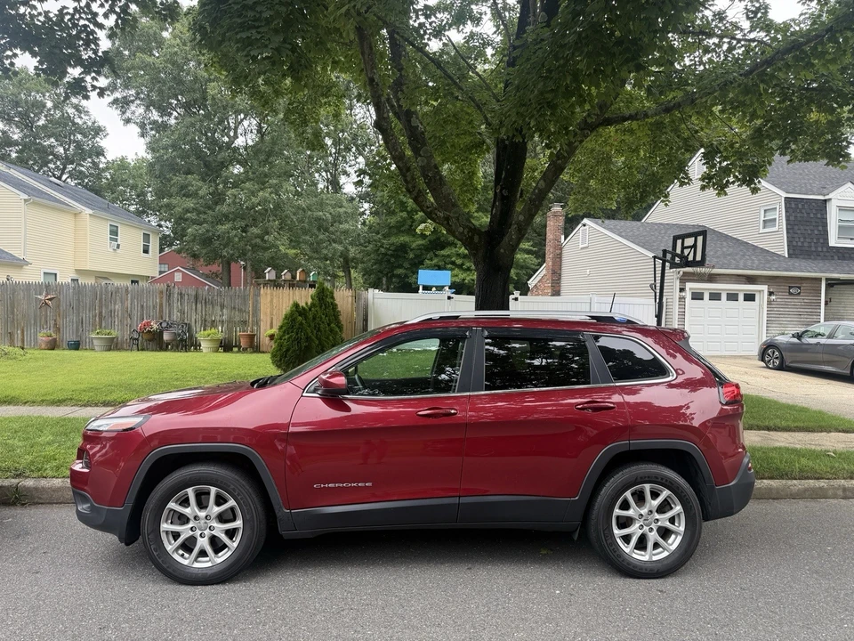 2016 Jeep KL Cherokee - Image 4 of 20