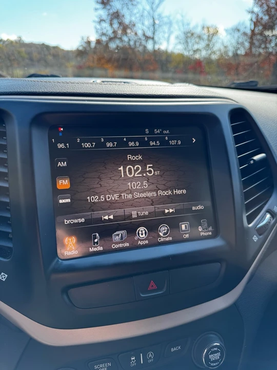 2016 Jeep KL Cherokee - Image 9 of 19