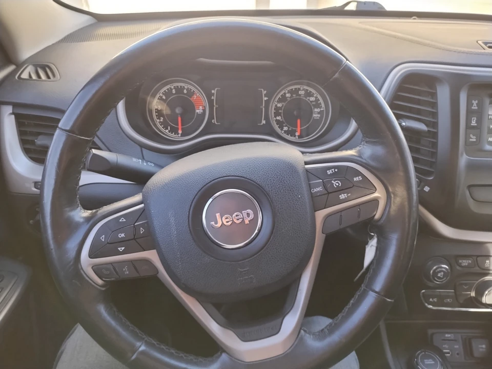 2016 Jeep KL Cherokee - Image 7 of 12