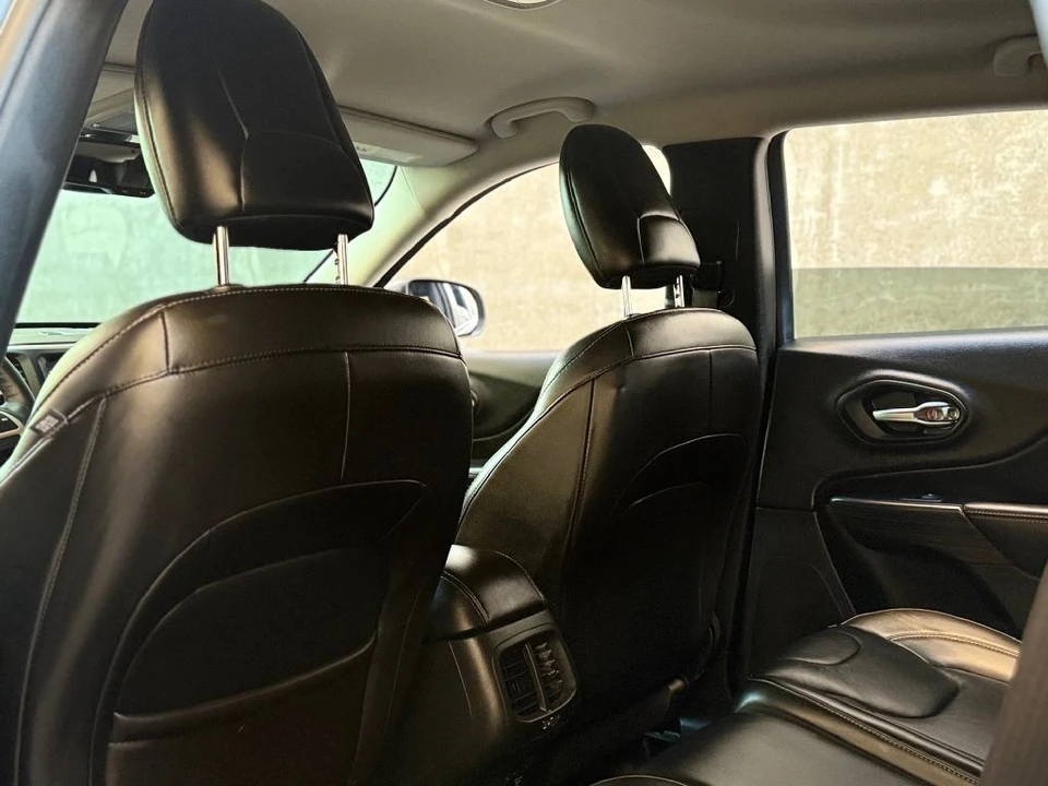 2016 Jeep KL Cherokee - Image 17 of 21