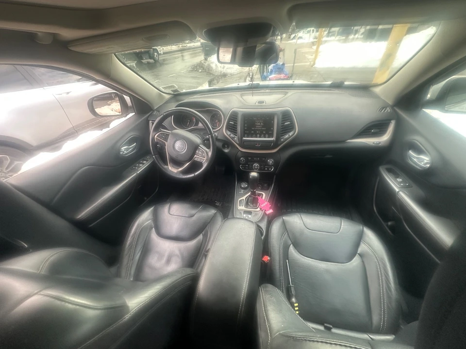 2016 Jeep KL Cherokee - Image 16 of 20