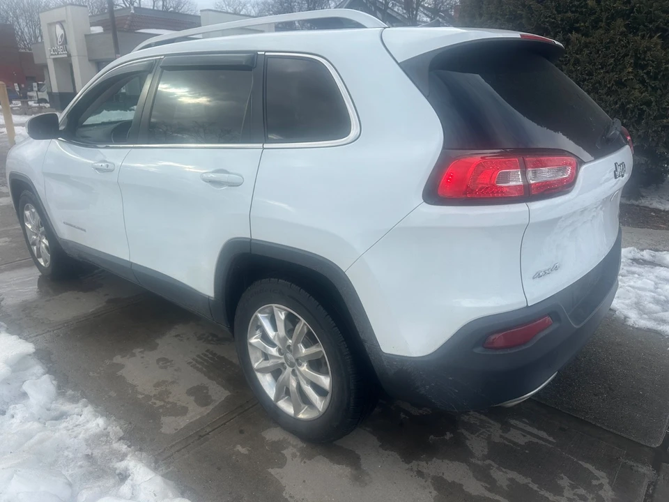 2016 Jeep KL Cherokee - Image 3 of 20