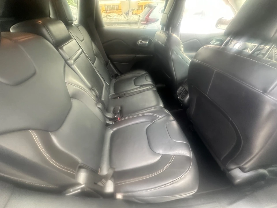 2016 Jeep KL Cherokee - Image 14 of 20
