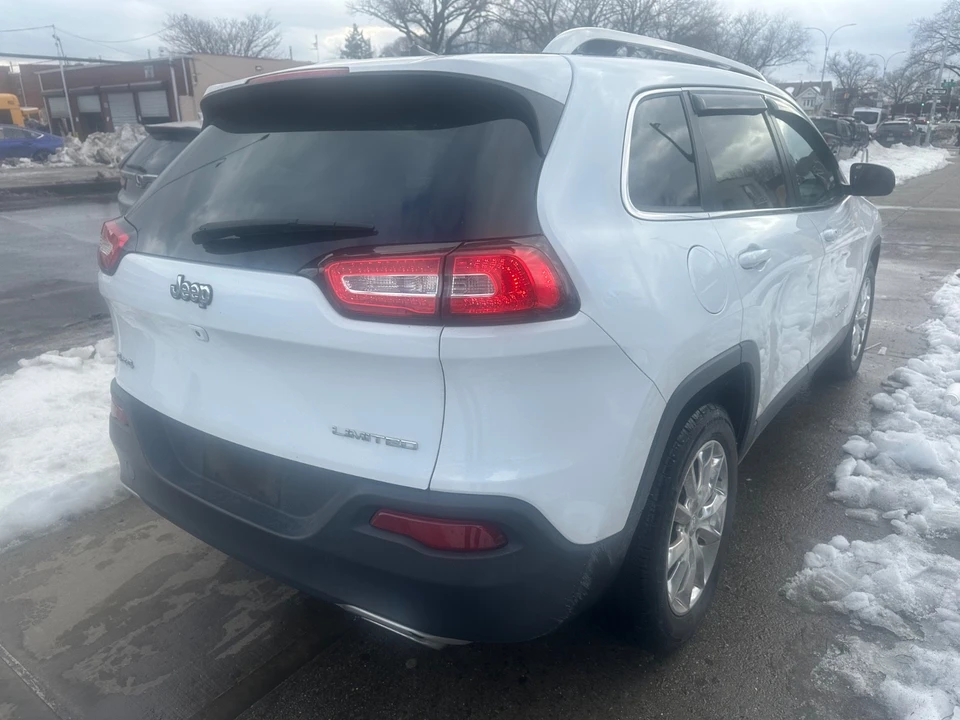 2016 Jeep KL Cherokee - Image 4 of 20