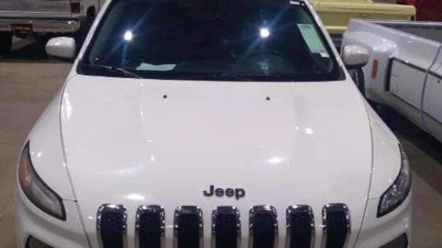 2016 Jeep KL Cherokee - Image 8 of 14