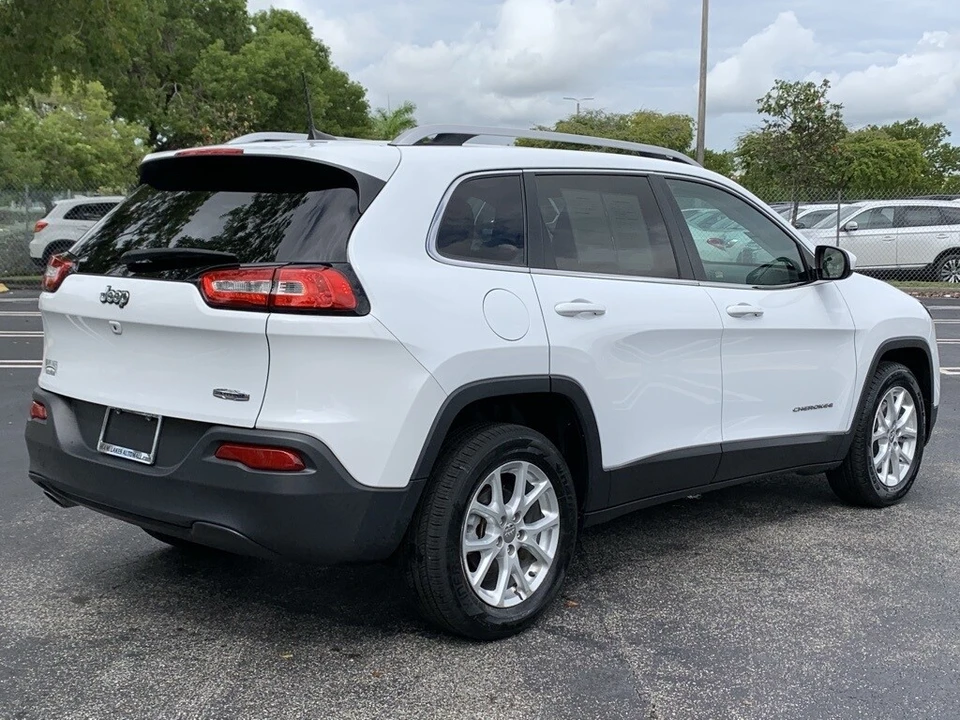 2016 Jeep KL Cherokee - Image 3 of 12