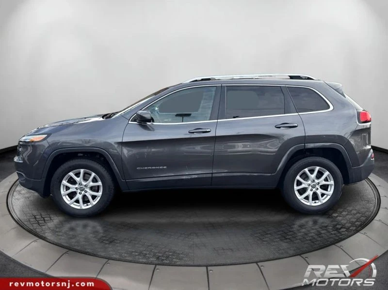 2016 Jeep KL Cherokee - Image 2 of 12