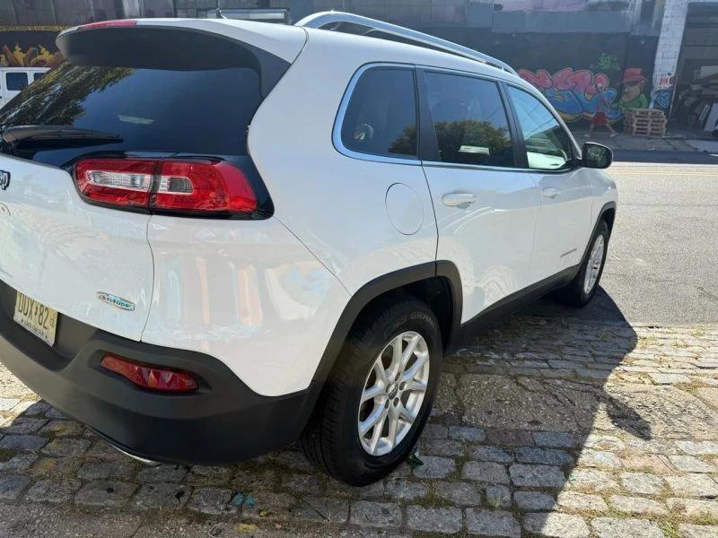 2016 Jeep KL Cherokee - Image 6 of 12