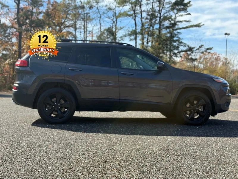2016 Jeep KL Cherokee - Image 8 of 12
