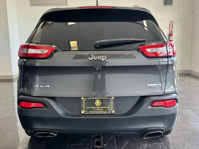 2016 Jeep KL Cherokee - Image 5 of 12