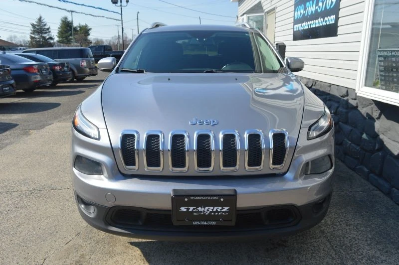 2016 Jeep KL Cherokee - Image 8 of 12