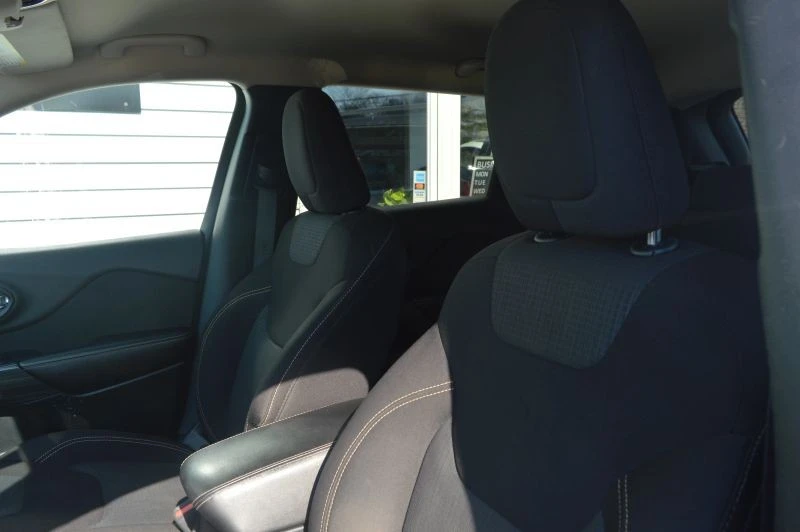 2016 Jeep KL Cherokee - Image 12 of 12