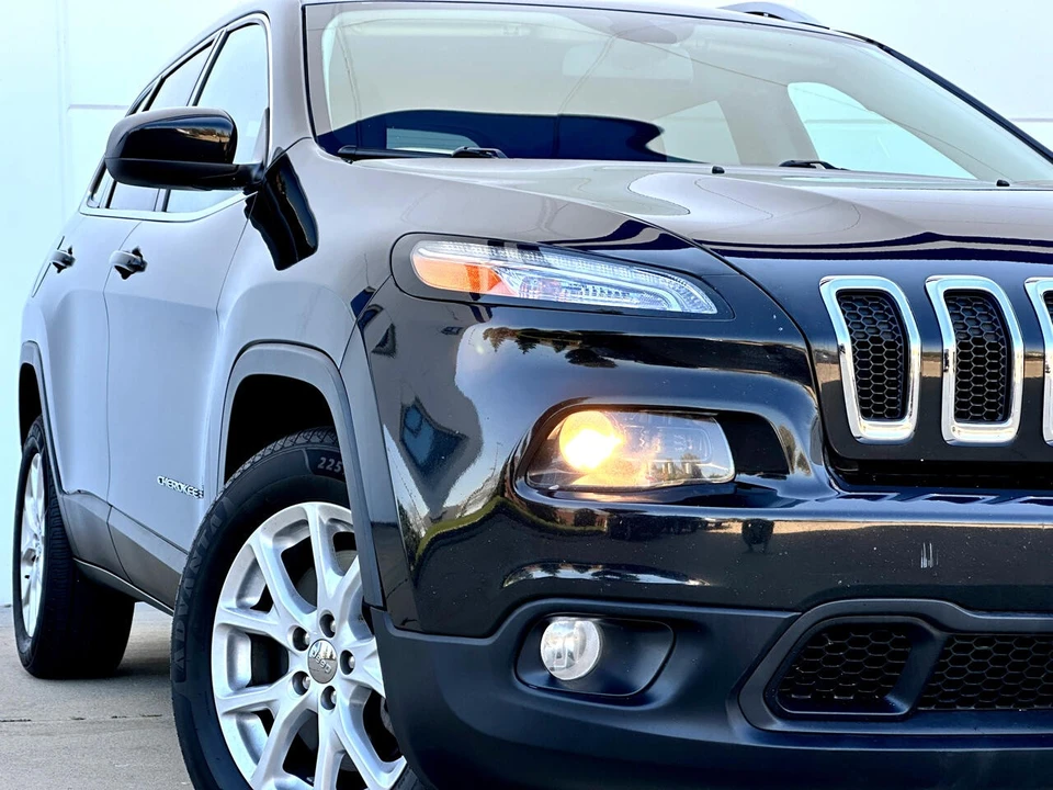 2016 Jeep KL Cherokee - Image 4 of 21