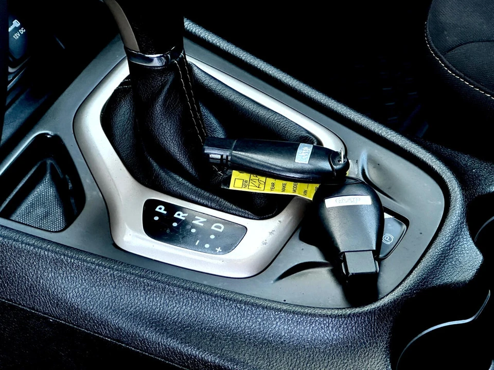 2016 Jeep KL Cherokee - Image 15 of 21