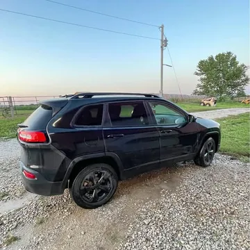 2016 Jeep Cherokee Latitude Sport Utility 4D