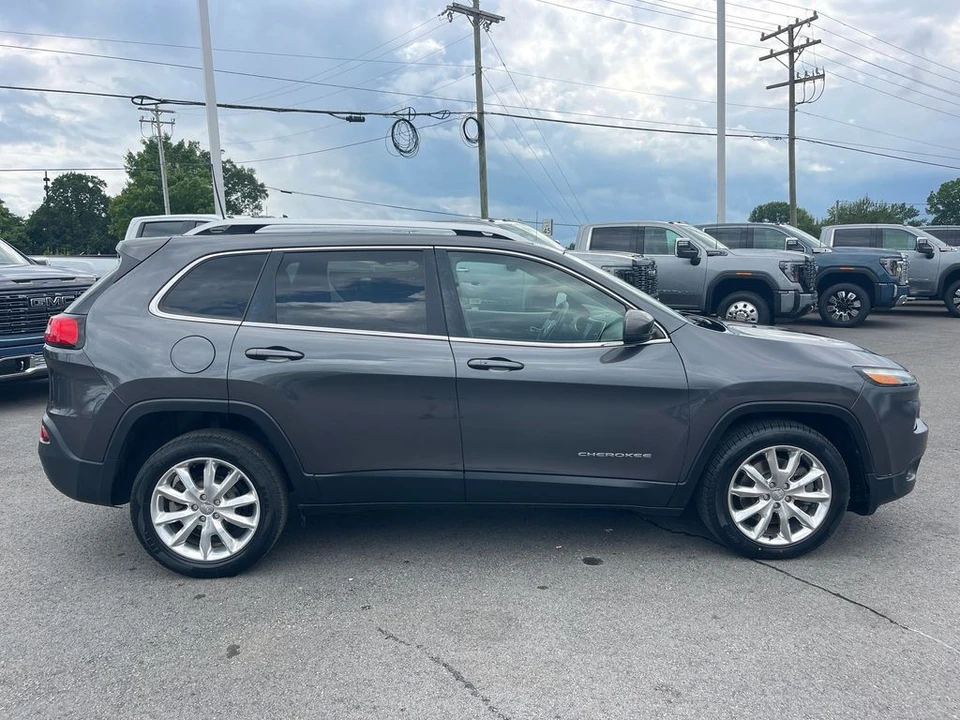 2016 Jeep KL Cherokee - Image 6 of 12