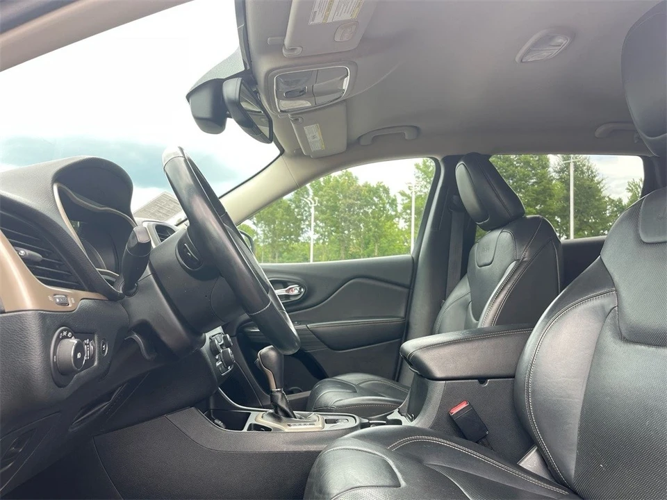 2016 Jeep KL Cherokee - Image 9 of 12