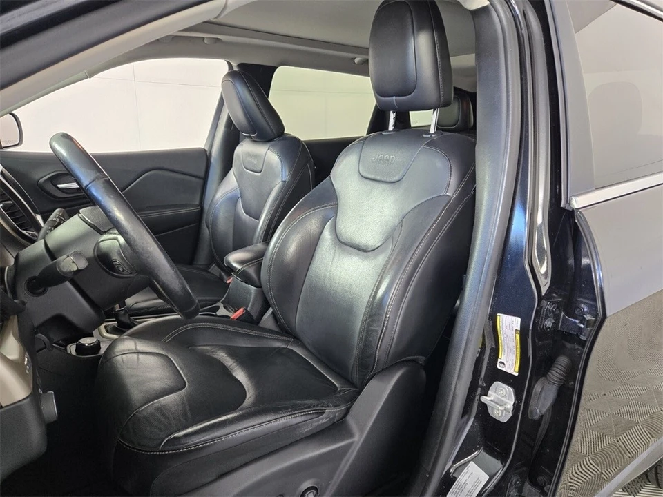2016 Jeep KL Cherokee - Image 6 of 12