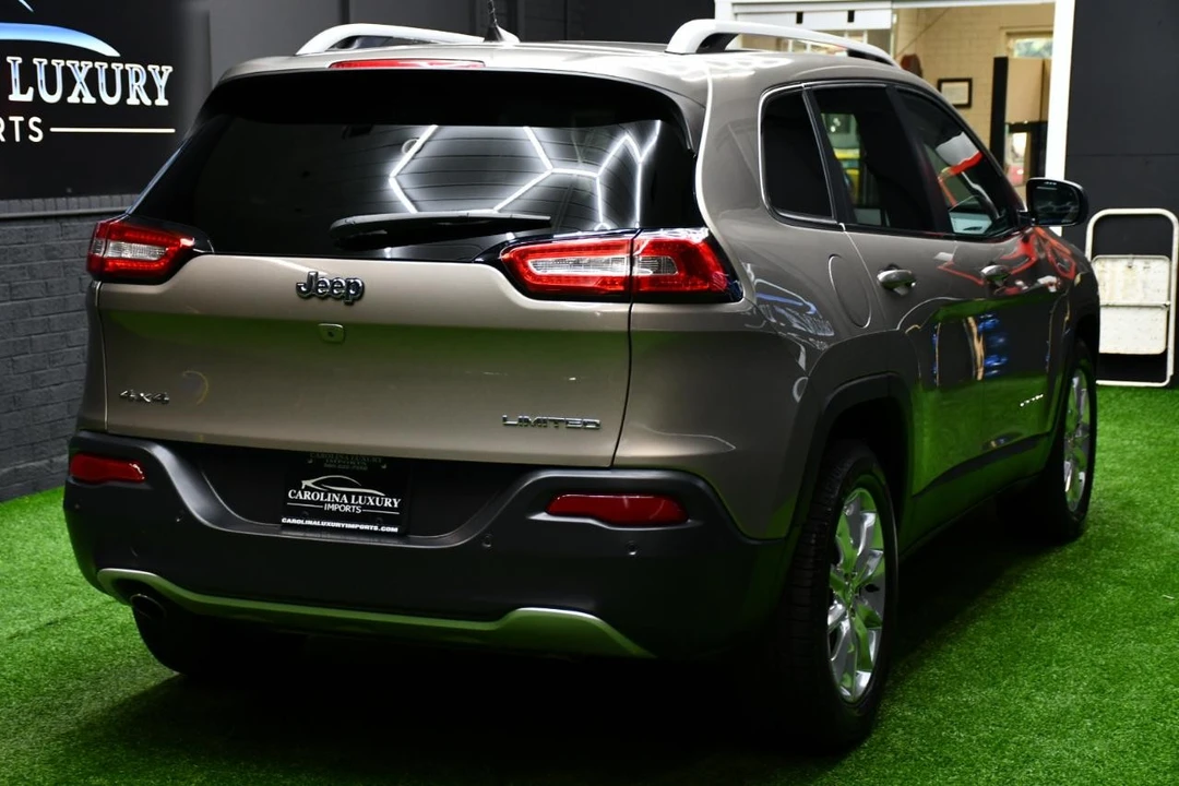 2016 Jeep KL Cherokee - Image 8 of 31
