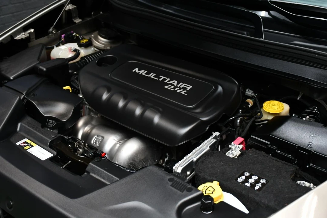 2016 Jeep KL Cherokee - Image 12 of 31