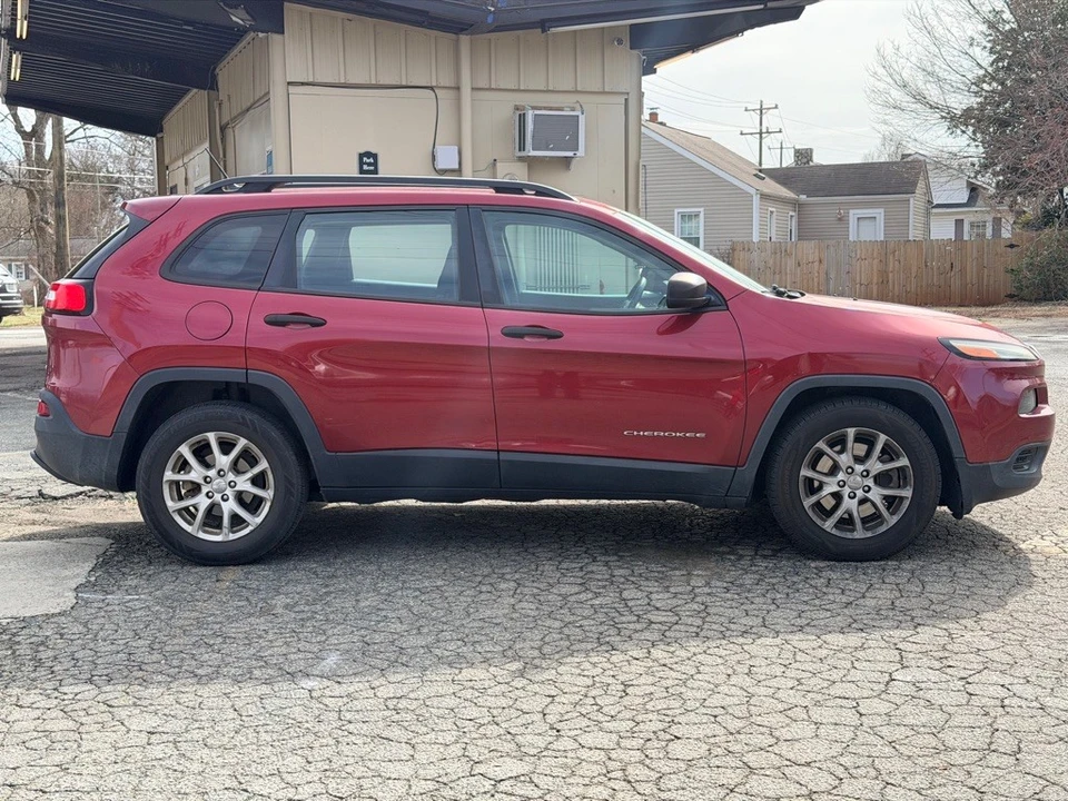 2016 Jeep KL Cherokee - Image 4 of 15