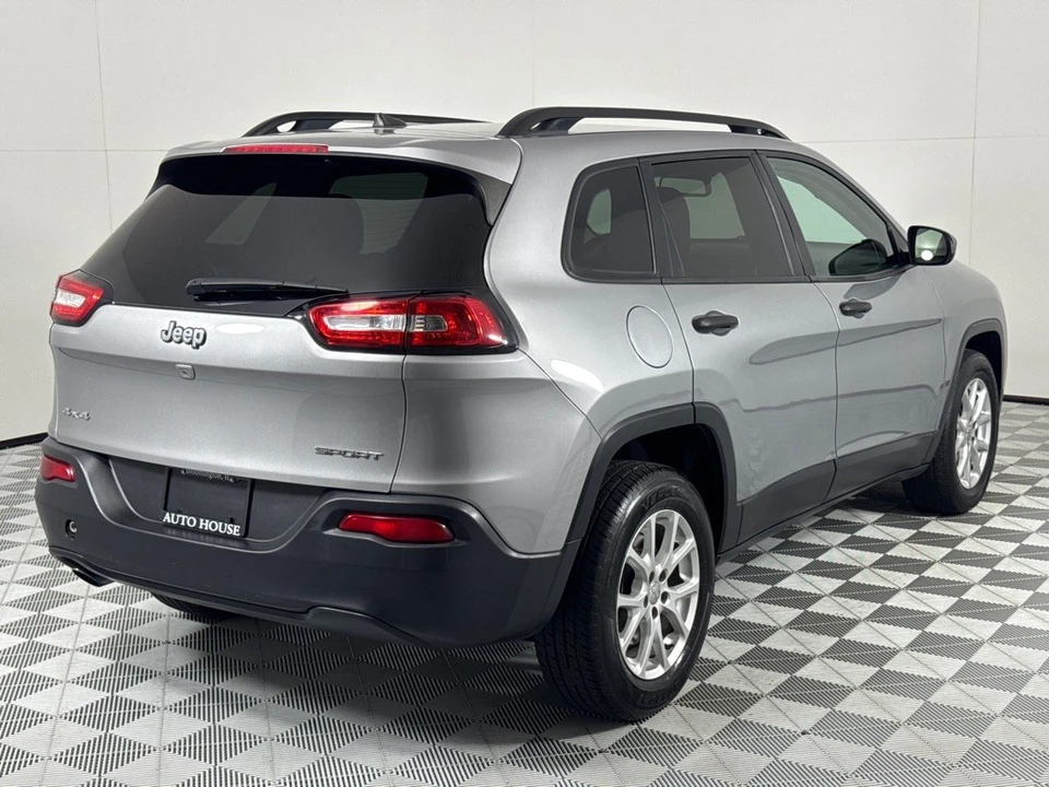 2016 Jeep KL Cherokee - Image 5 of 12