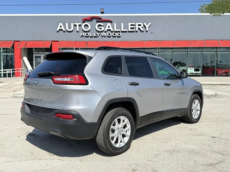 2016 Jeep KL Cherokee - Image 4 of 31