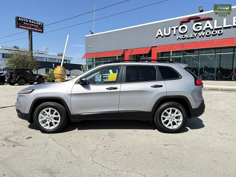 2016 Jeep KL Cherokee - Image 9 of 31