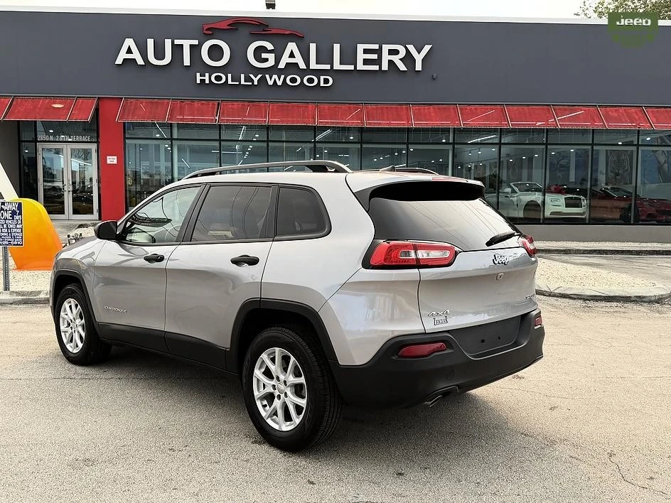 2016 Jeep KL Cherokee - Image 15 of 31