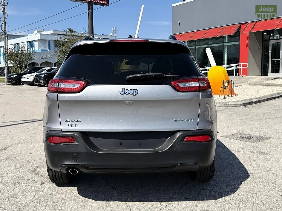 2016 Jeep KL Cherokee - Image 6 of 31